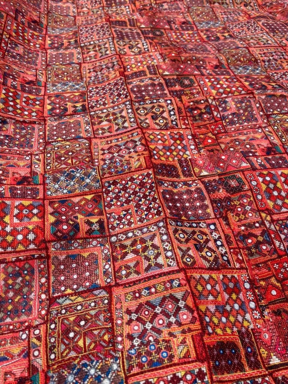 Turuncu Kırmızı Kilim Desenli Kumaş