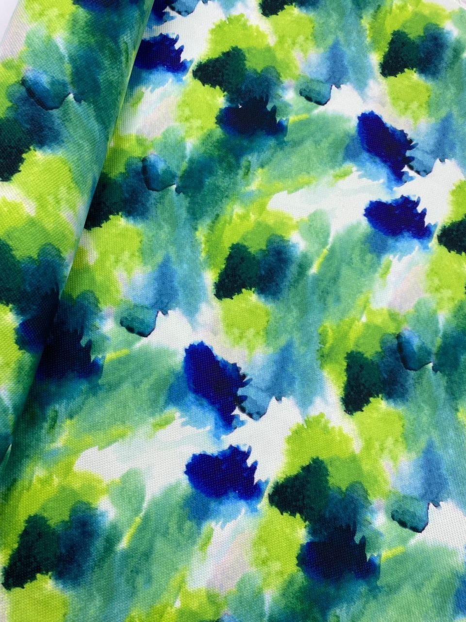 Yeşil Mavi Batik Desenli Kumaş