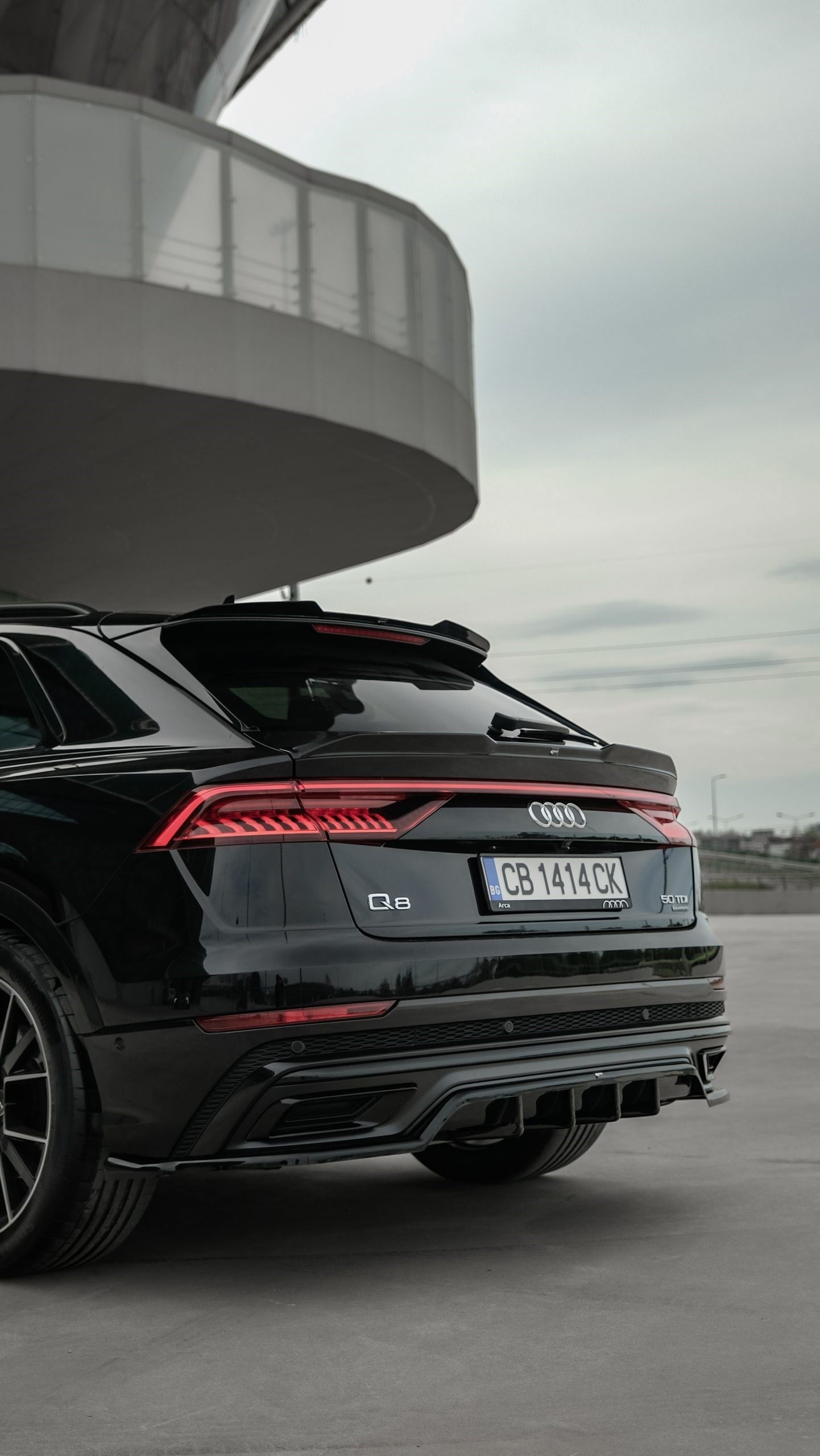 audi-rsq8-mk1-2019-2023-alt-spoiler-au-9d8791.jpg