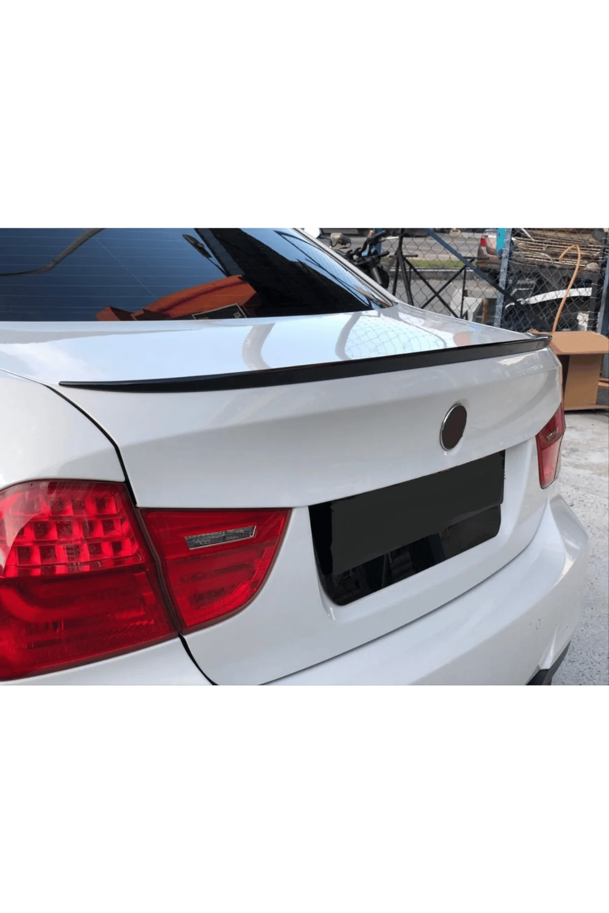 bmw-e90-3-serisi-m3-style-spoiler-plas--8de0-.png