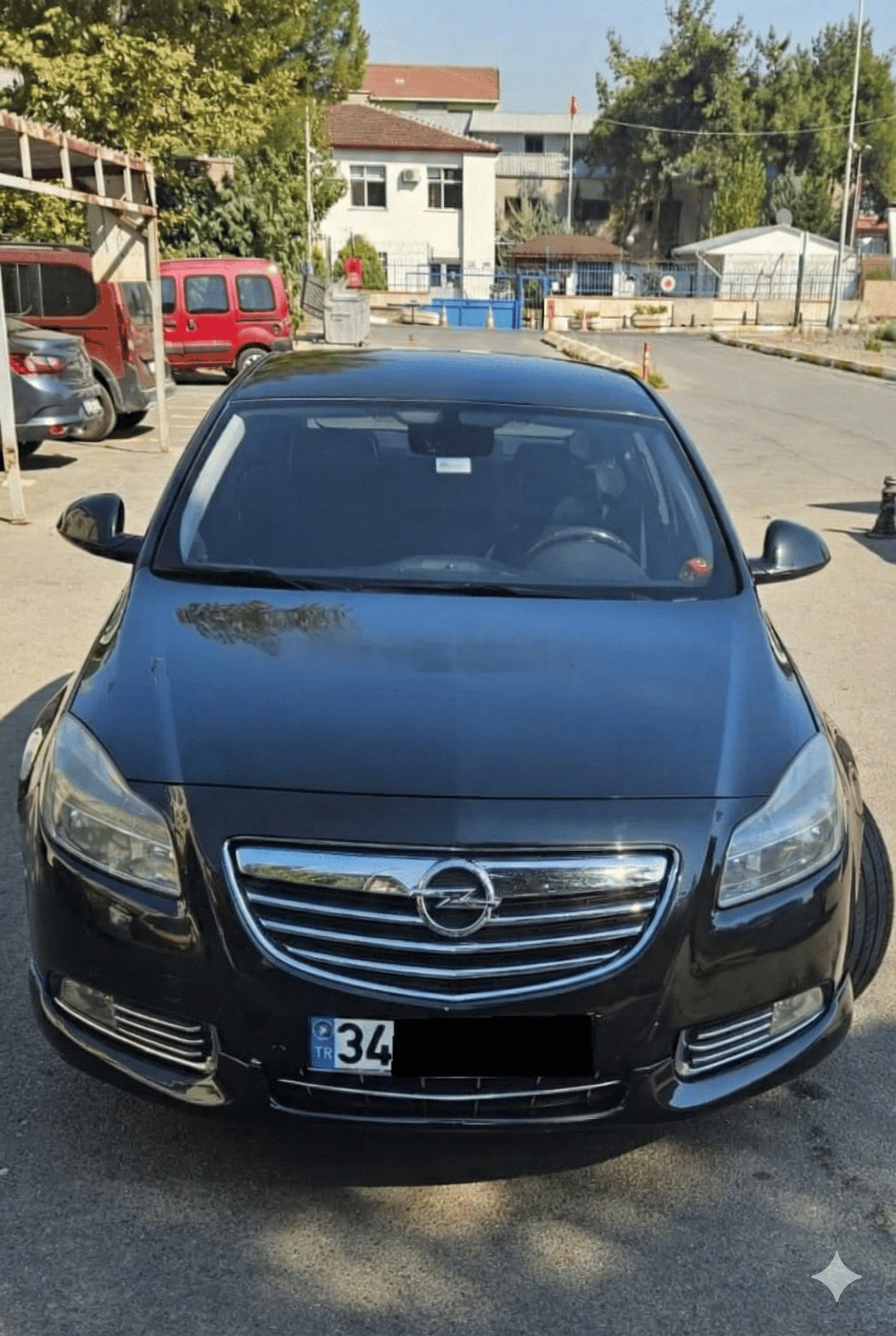 opel-insignia-makyajsiz-on-ek-plastik-262c36.png