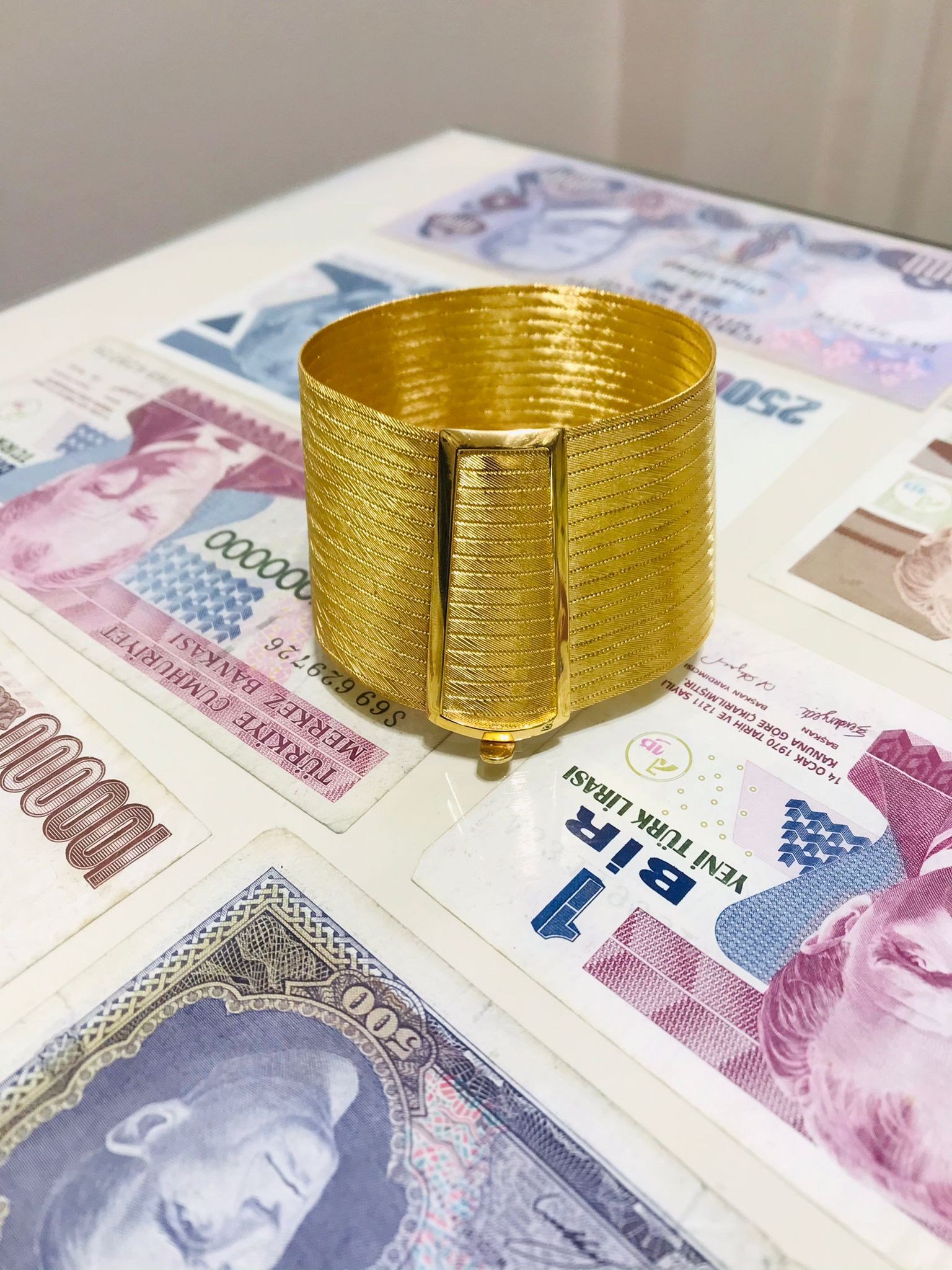 19 sıra bileklik