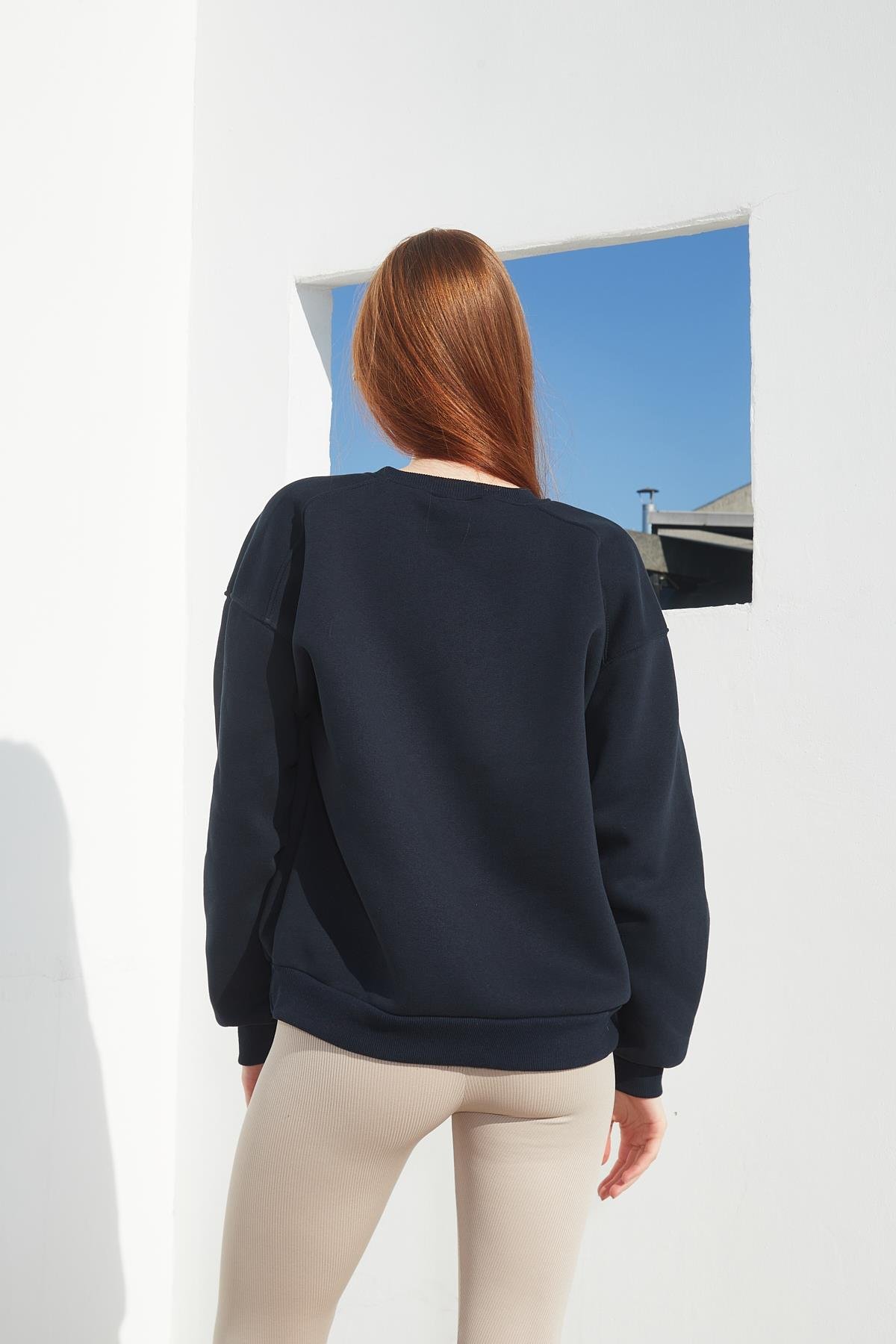 Lacivert Renk Bisiklet Yaka Oversize Sweatshirt