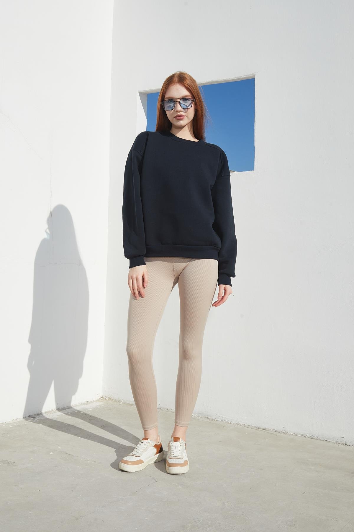 Lacivert Renk Bisiklet Yaka Oversize Sweatshirt