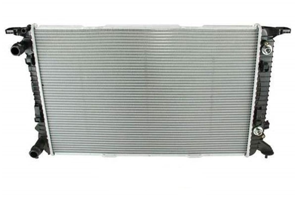 Audi A4 1.8 TFSI Motor Su Radyatörü Kale Marka 8K0121251T