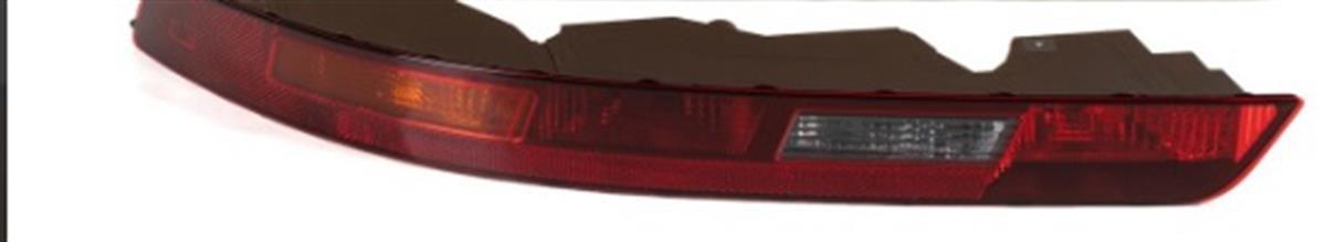 Audi Q3 2012-2018 Model Arası Sol Arka Tampon Reflektörü Magneti Marelli Marka 8U0945096