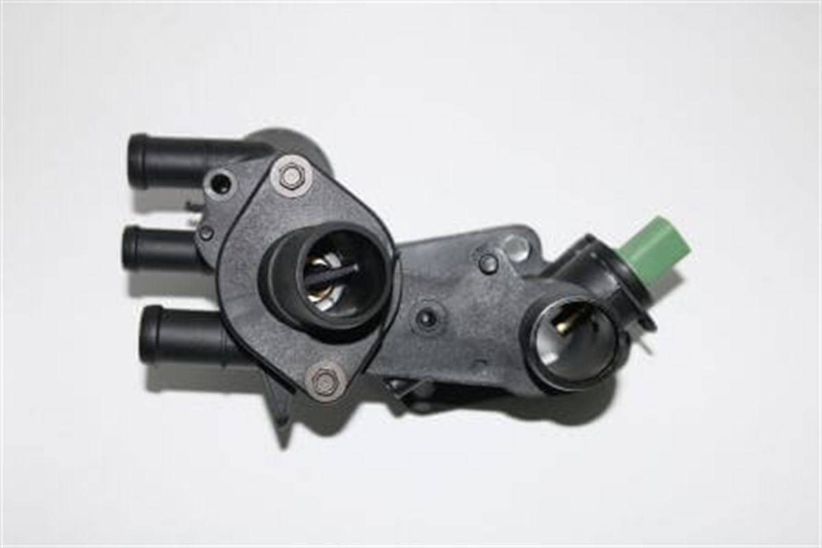 Bora 1.6 16v BCB Termostat Gövdesi Komple