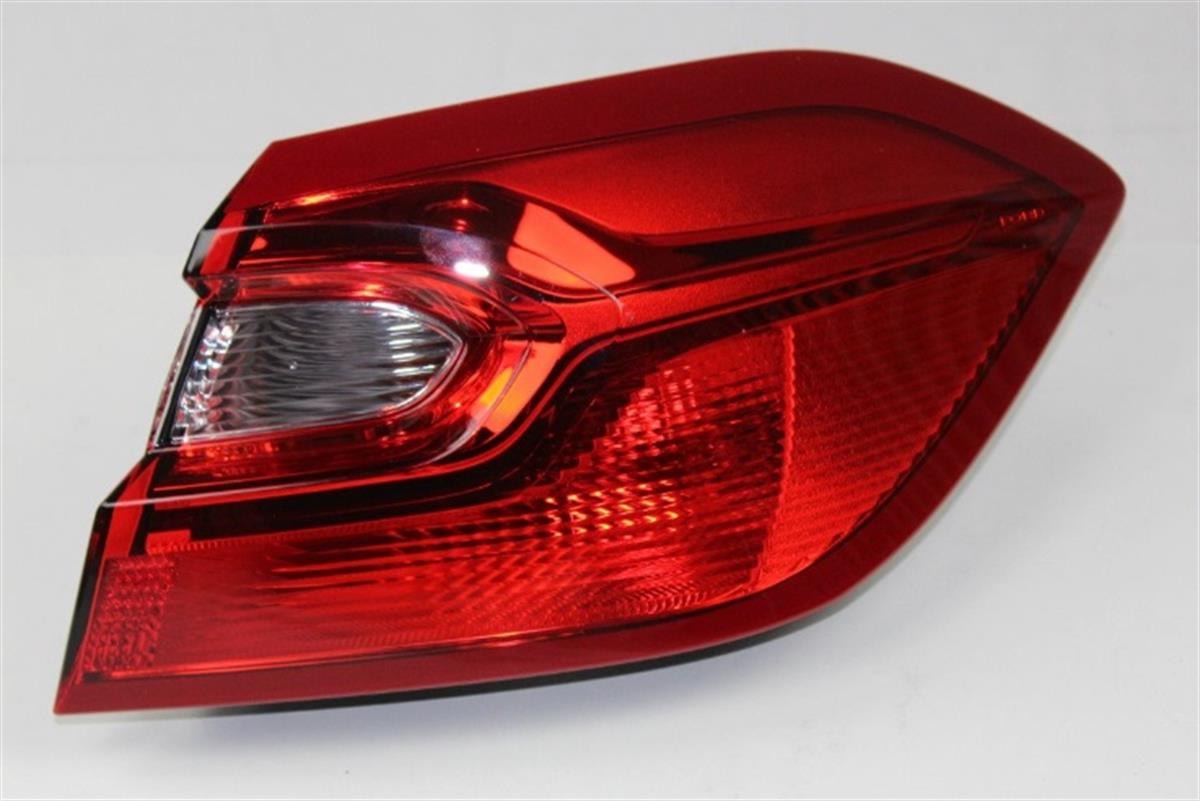 Ford Fiesta 2018- Sağ Dış Stop Lambası Depo Marka H1BB13404AH