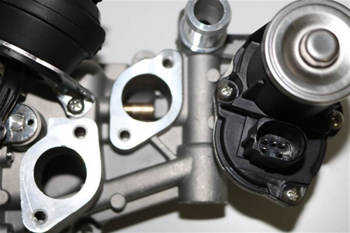 Jetta 2009-2014 Model Arası 1.6 TDI Sogutuculu Egr Valfı Ithal Marka