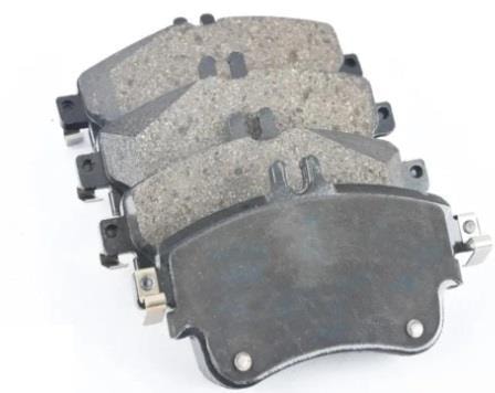 BSGMercedes W117 Kasa CLA 180 CDI Ön Fren Balata Takım Bsg Marka A0004203002A0004203002