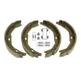 BSGMercedes W204 Kasa El Fren Balata Takımı Bsg Marka A0044208620A0044208620