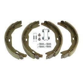 BSGMercedes W204 Kasa El Fren Balata Takımı Bsg Marka A0044208620A0044208620