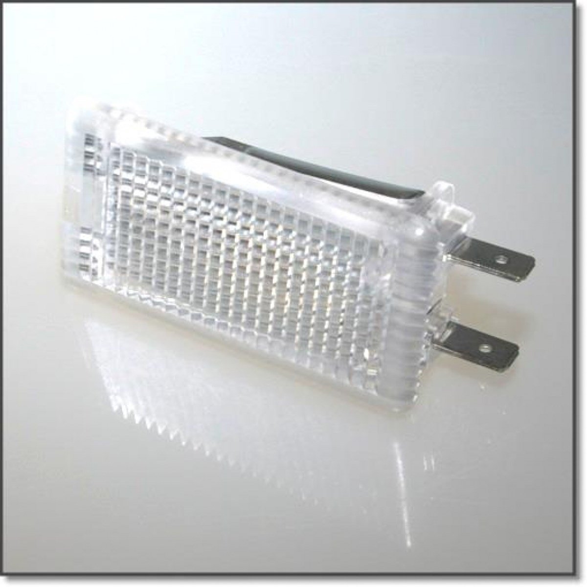 Opel Corsa C Bagaj İç Aydınlatma Lambası İthal ürün