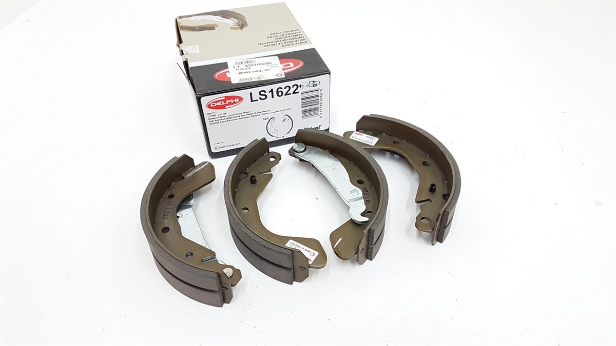 Opel Vectra A 1.8 Kampanalı Arka Fren Balatası 93 DEL