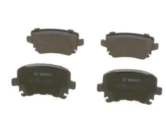 BOSCHVolkswagen Golf IV Arka Fren Balatası Bosch Marka 1K0698451B1K0698451B