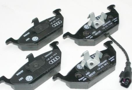 DelphiVolkswagen Golf IV Ön Fren Balatası Delphi Marka 1J0698151D1J0698151D