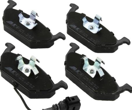 DelphiVolkswagen Golf IV Ön Fren Balatası Delphi Marka 1J0698151D1J0698151D