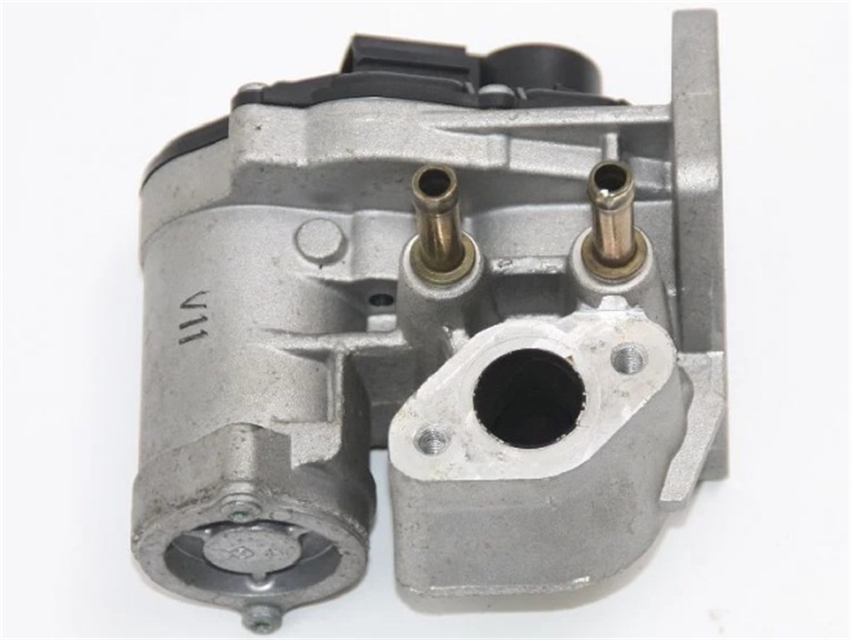 Volkswagen Passat 2006 - 2010 1,6FSI BLF Motor Egr Valfi Bsg Marka 03C131503B