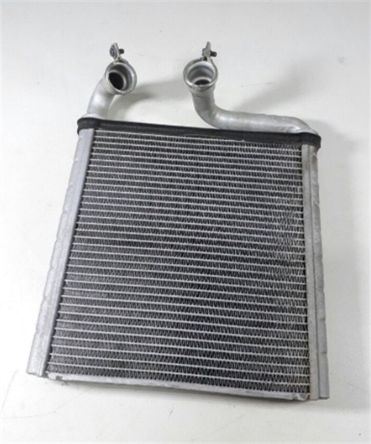 Volkswagen Passat 2015 Model Sonrası Kalorifer Radyatörü Bsg Marka 5Q0819031A