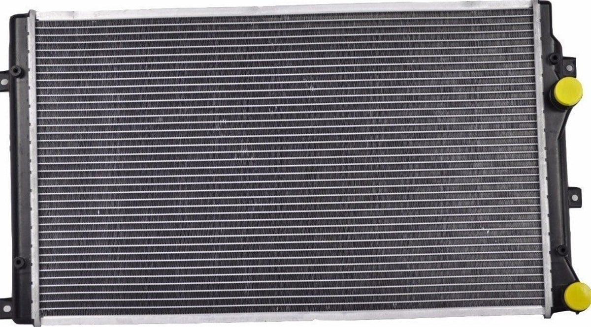 Volkswagen Passat 3C2 1.9 TDI Motor Su Radyatörü Behr Marka 1K0121253BB