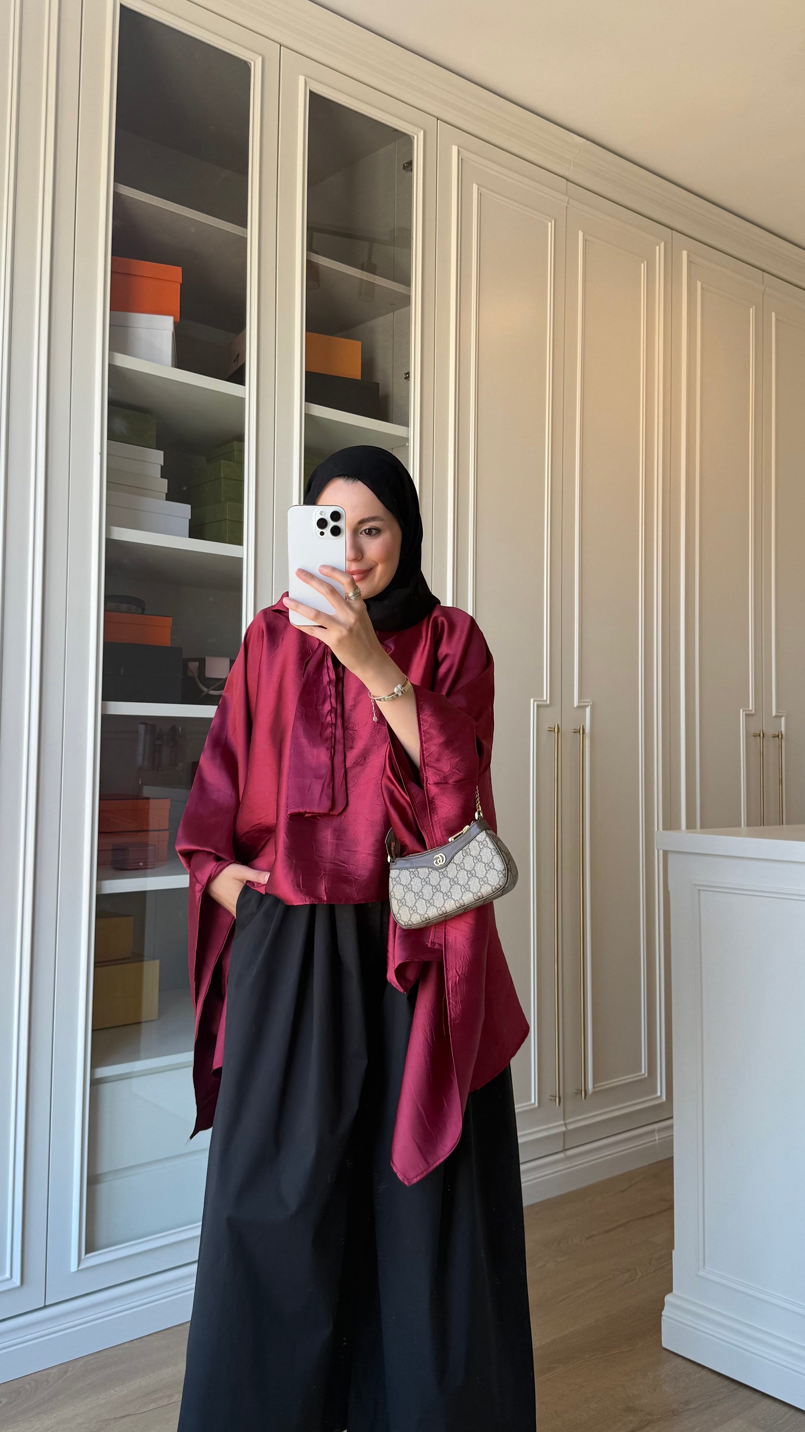 Fularlı Saten Bluz Bordo