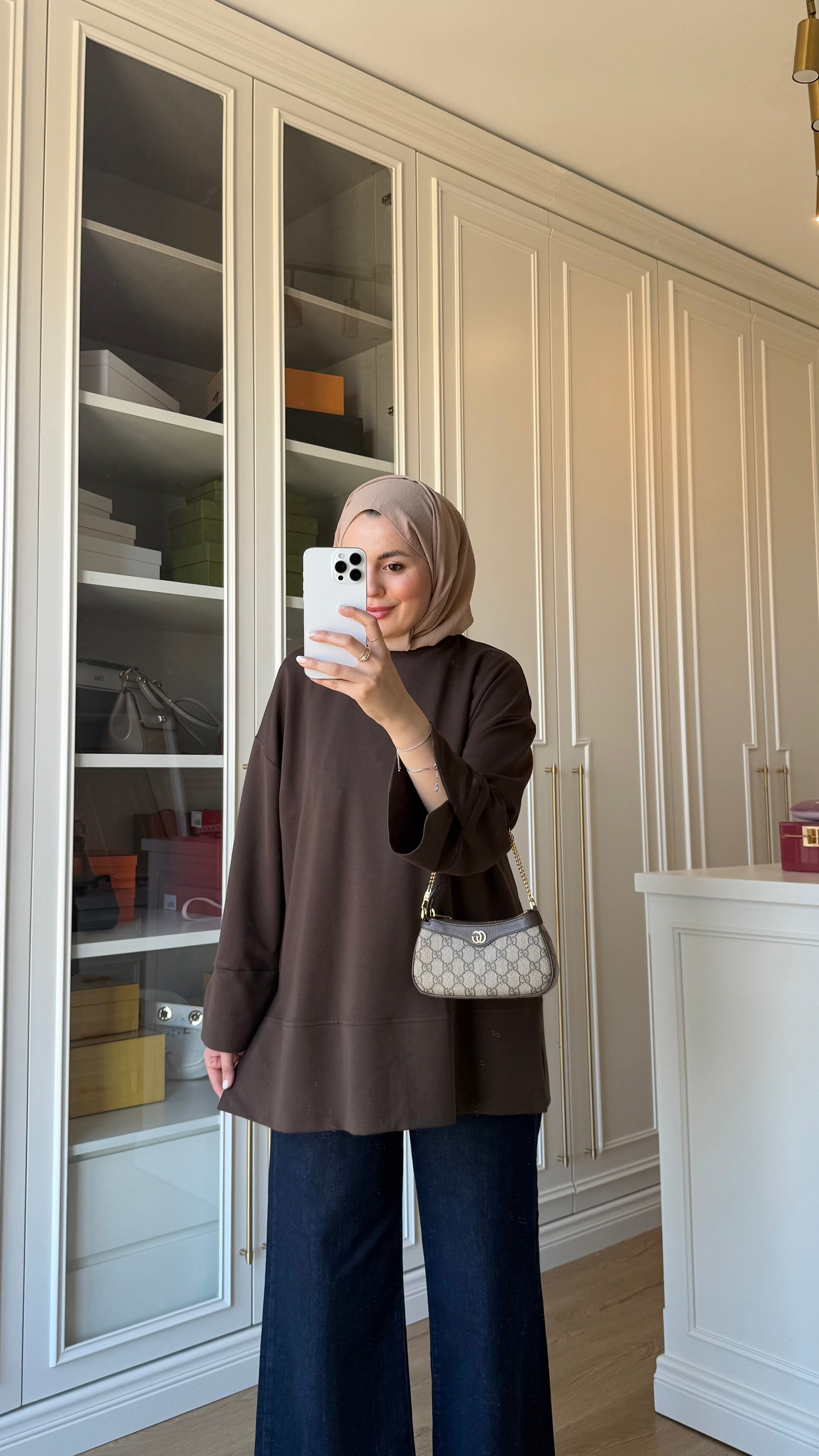 Kolları Yırtmaçlı Sweatshirt Acı Kahve 