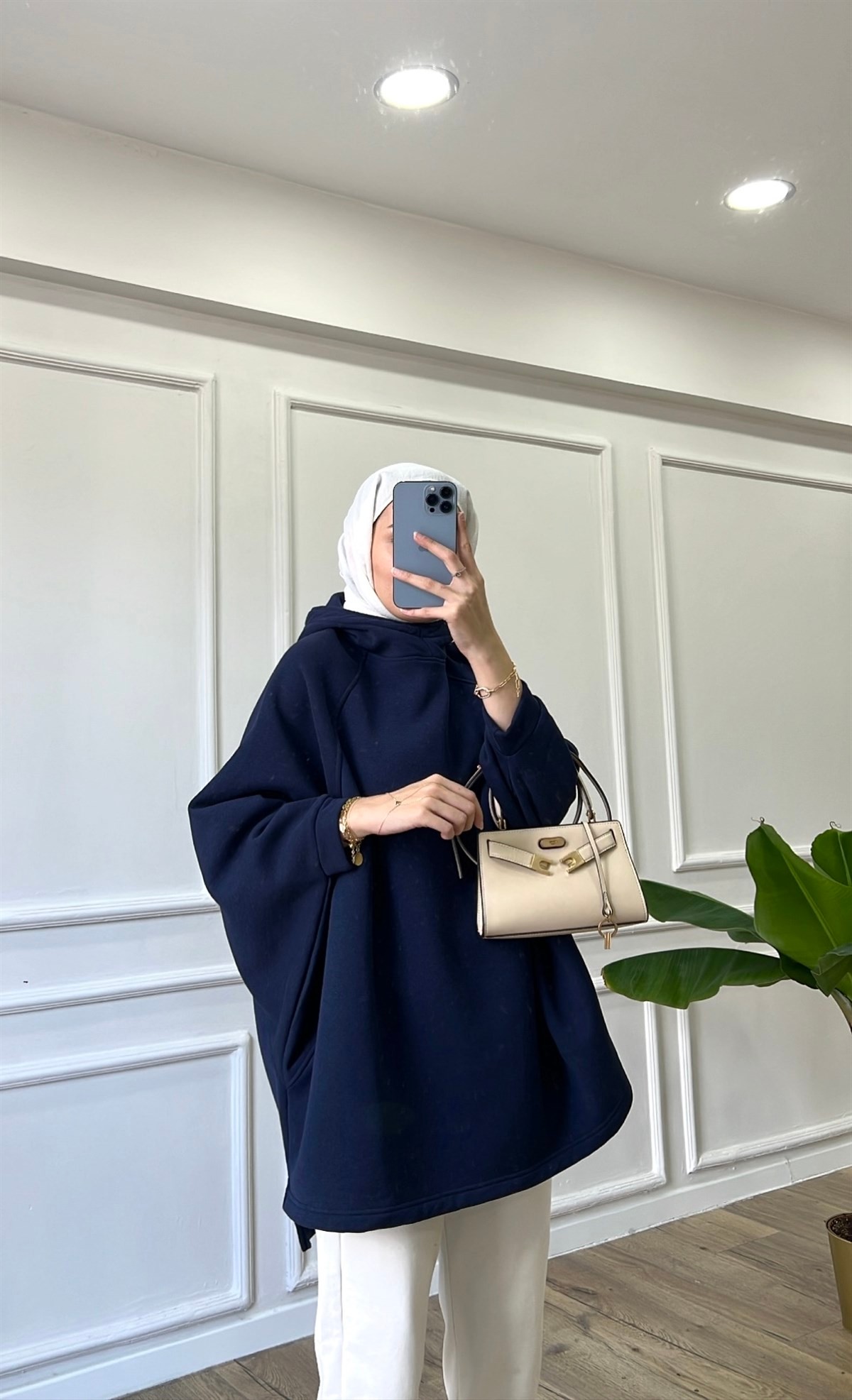 Lacivert Yarasa Kollu Sweatshirt