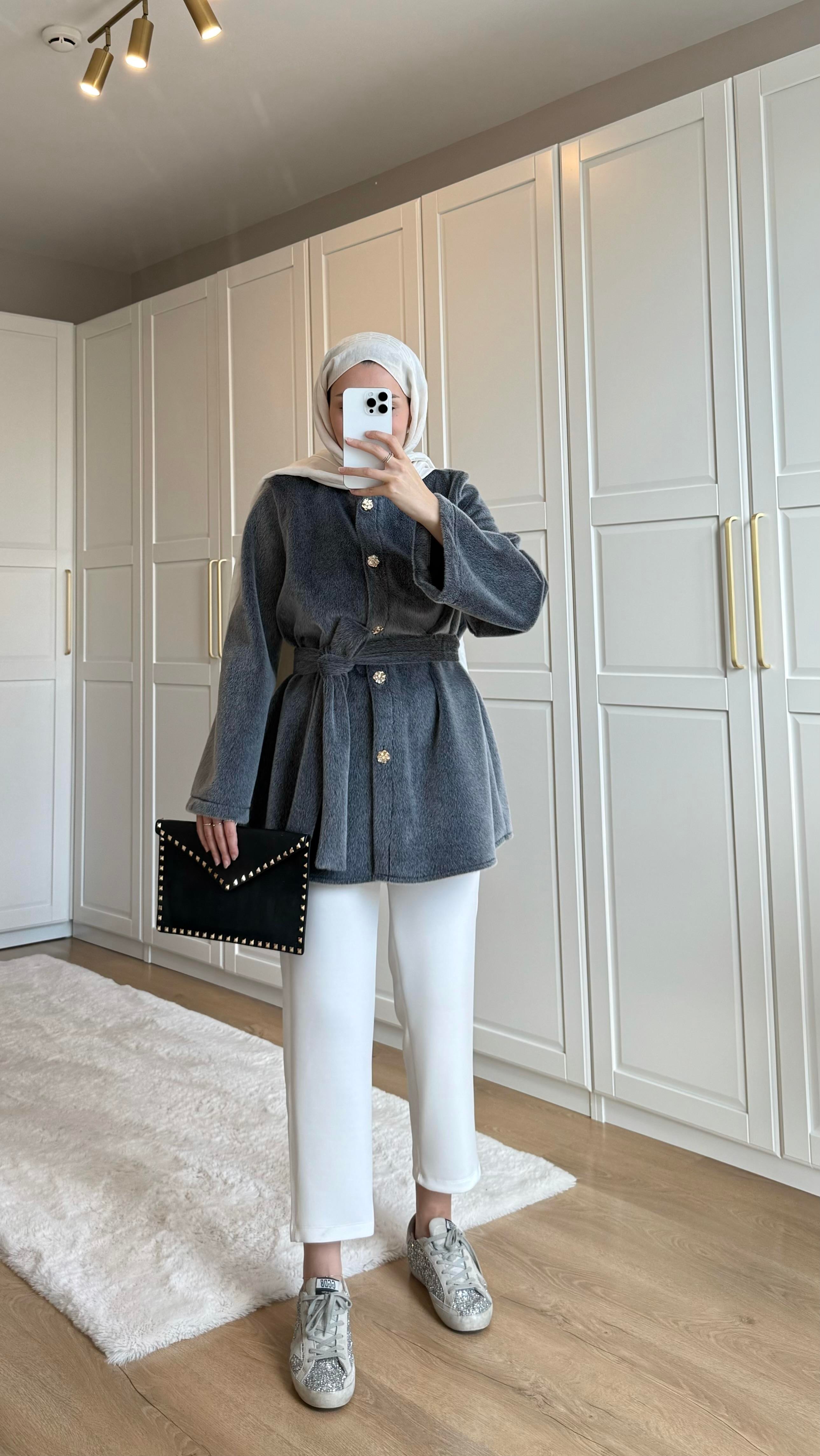 Mary Kemerli Kaban Antrasit