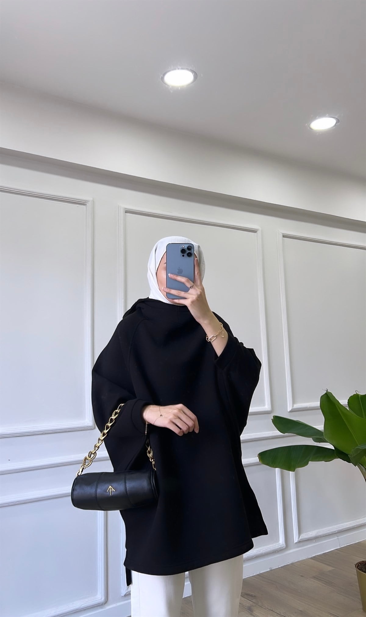 Siyah Yarasa Kollu Sweatshirt