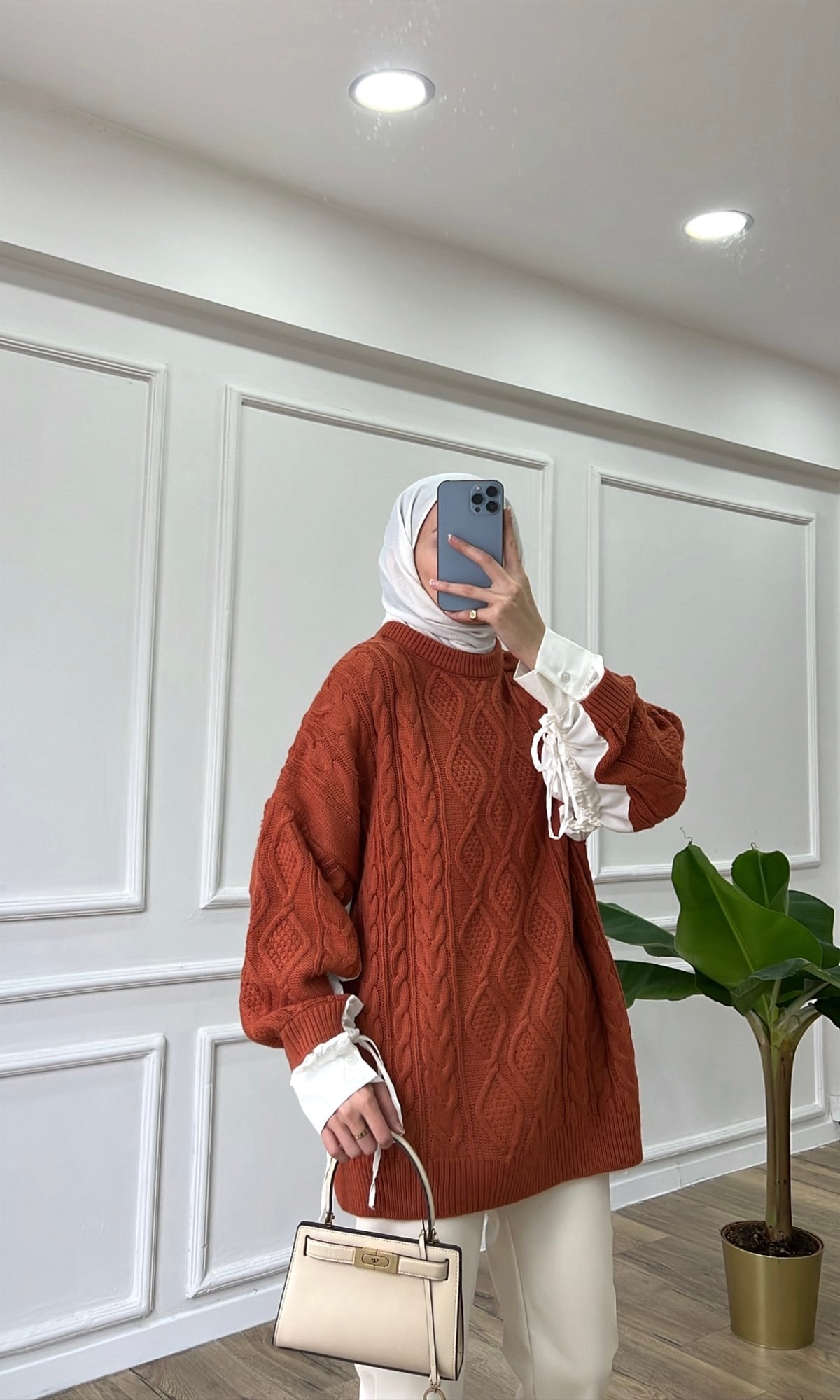 Tarçın Kolları Gömlek Detaylı Triko