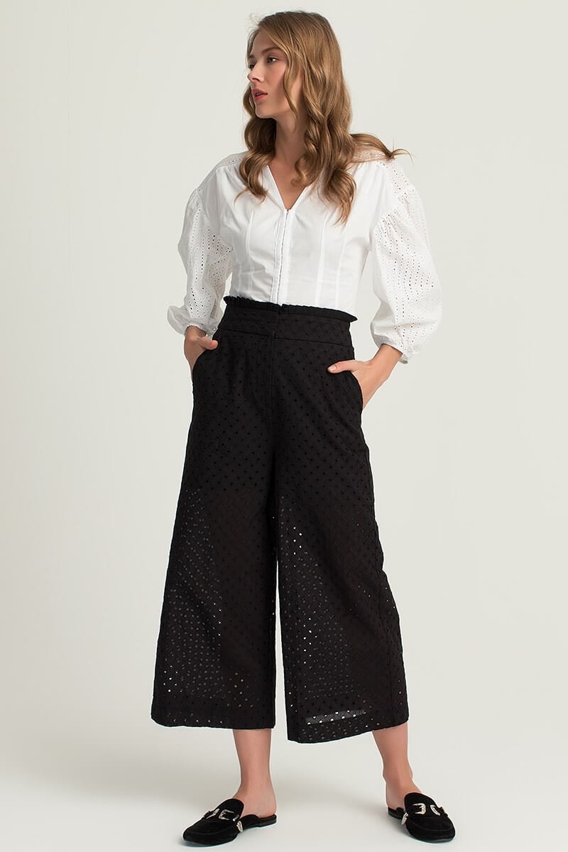 Siyah 18SP016 KISA PAÇA PANTOLON