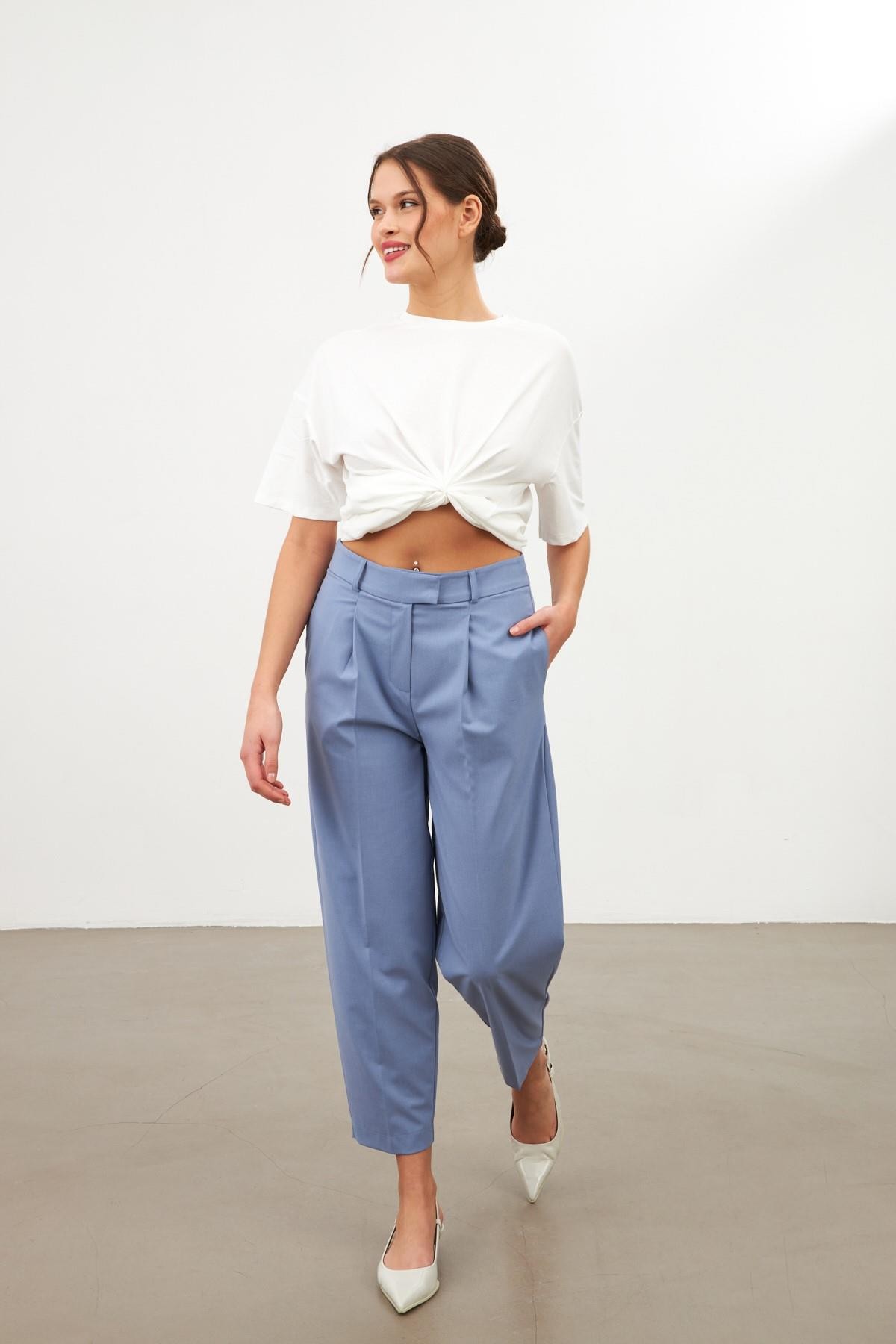 Mavi Bel Detaylı Pileli Dar Paça Pantolon Kadın Pantolon modelleri