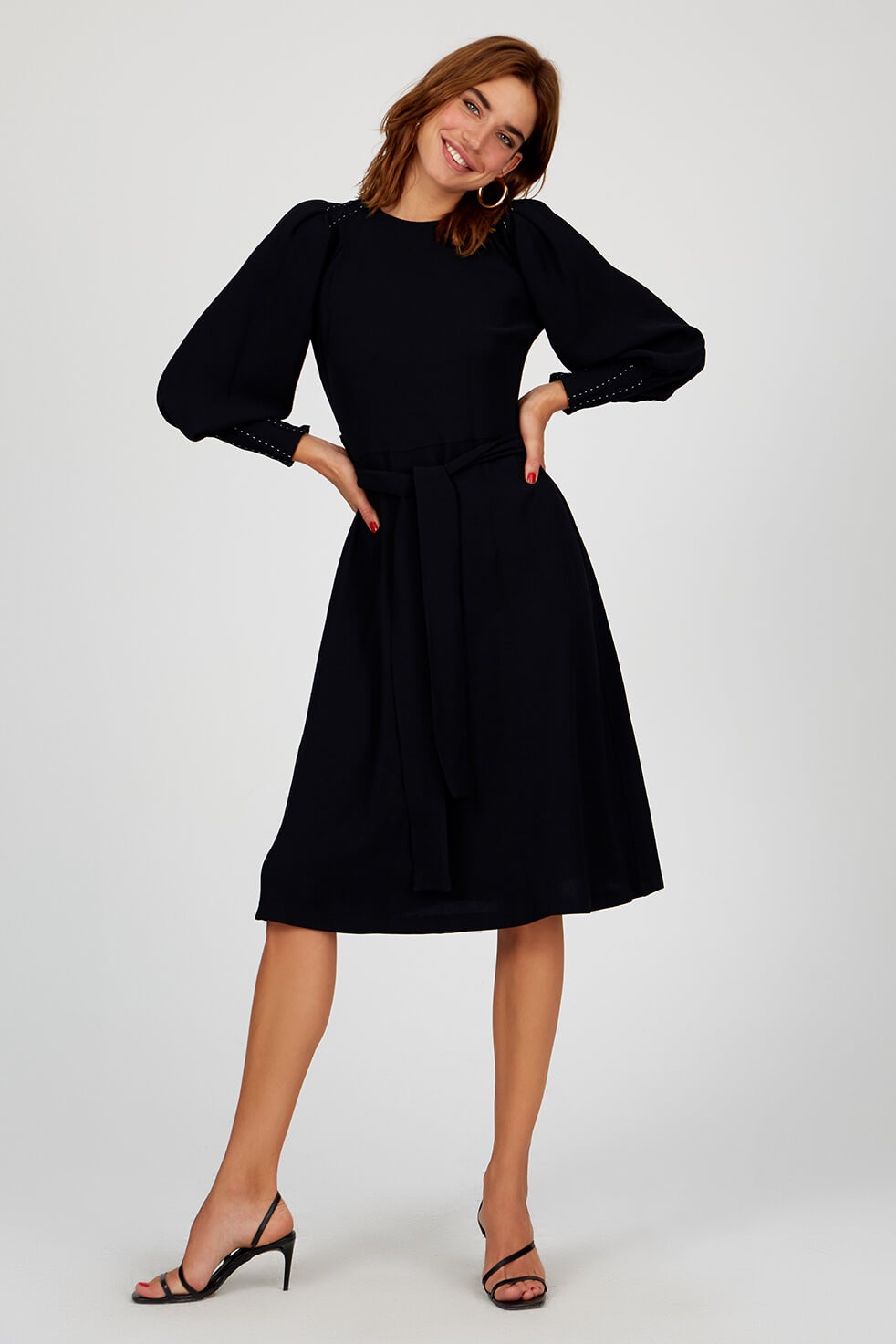 Siyah Bisiklet Yaka Truvakar Kol Maxi Elbise