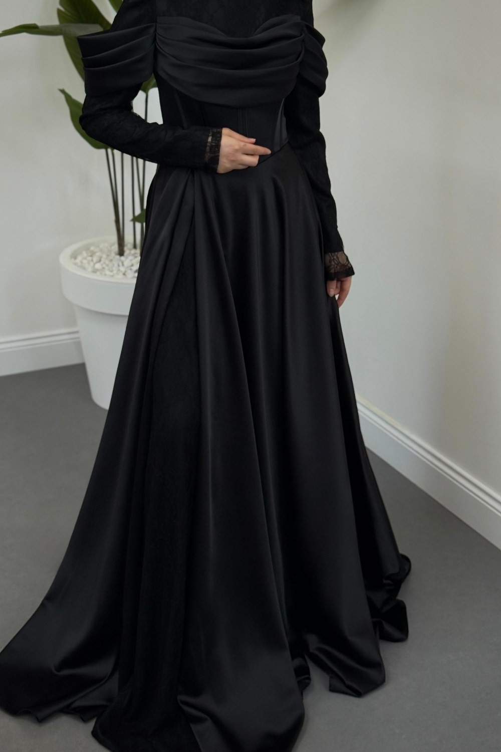 Alessandra Saten Prenses Abiye Siyah 