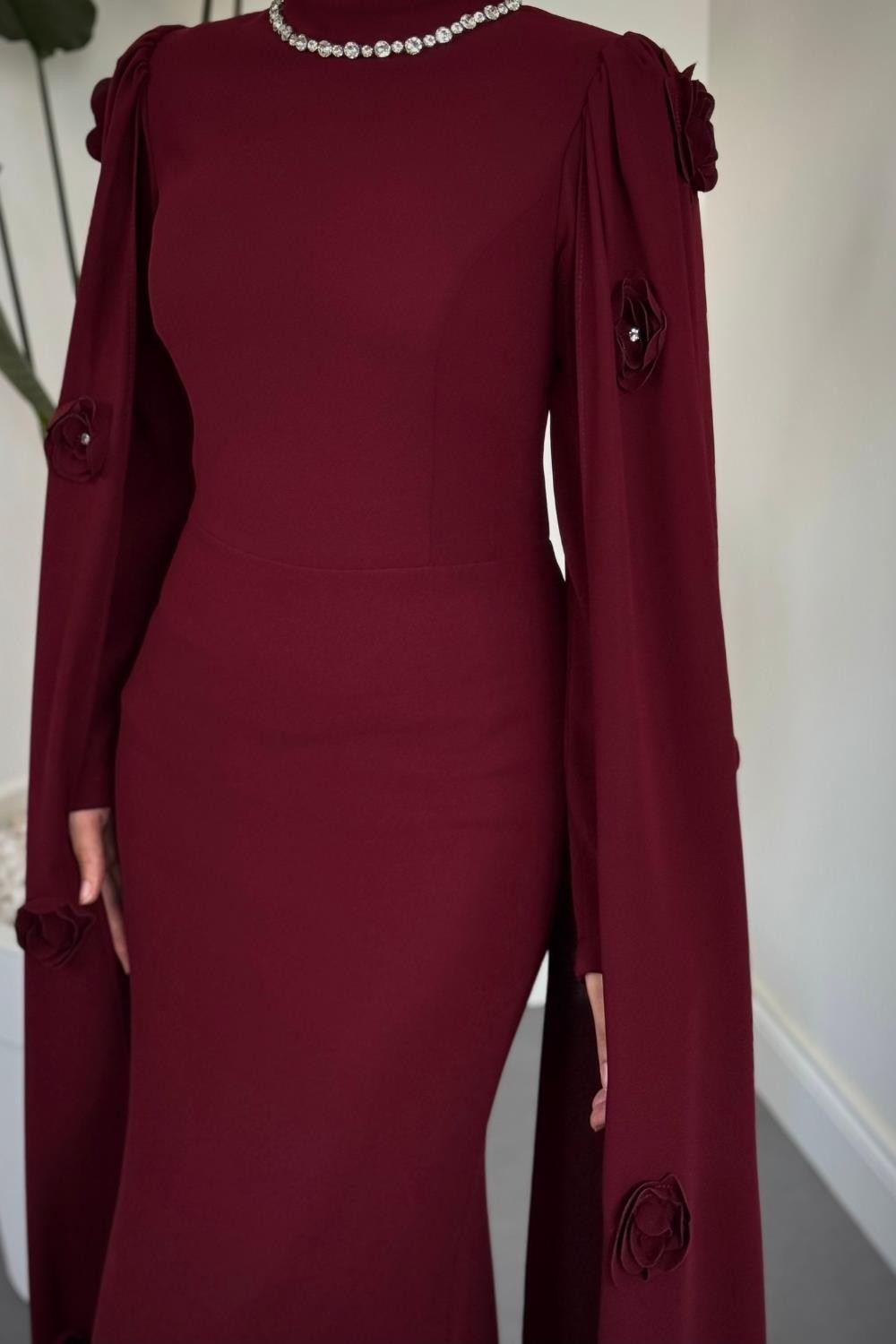 Aliya Pelerini Güllü Balık Abiye Bordo