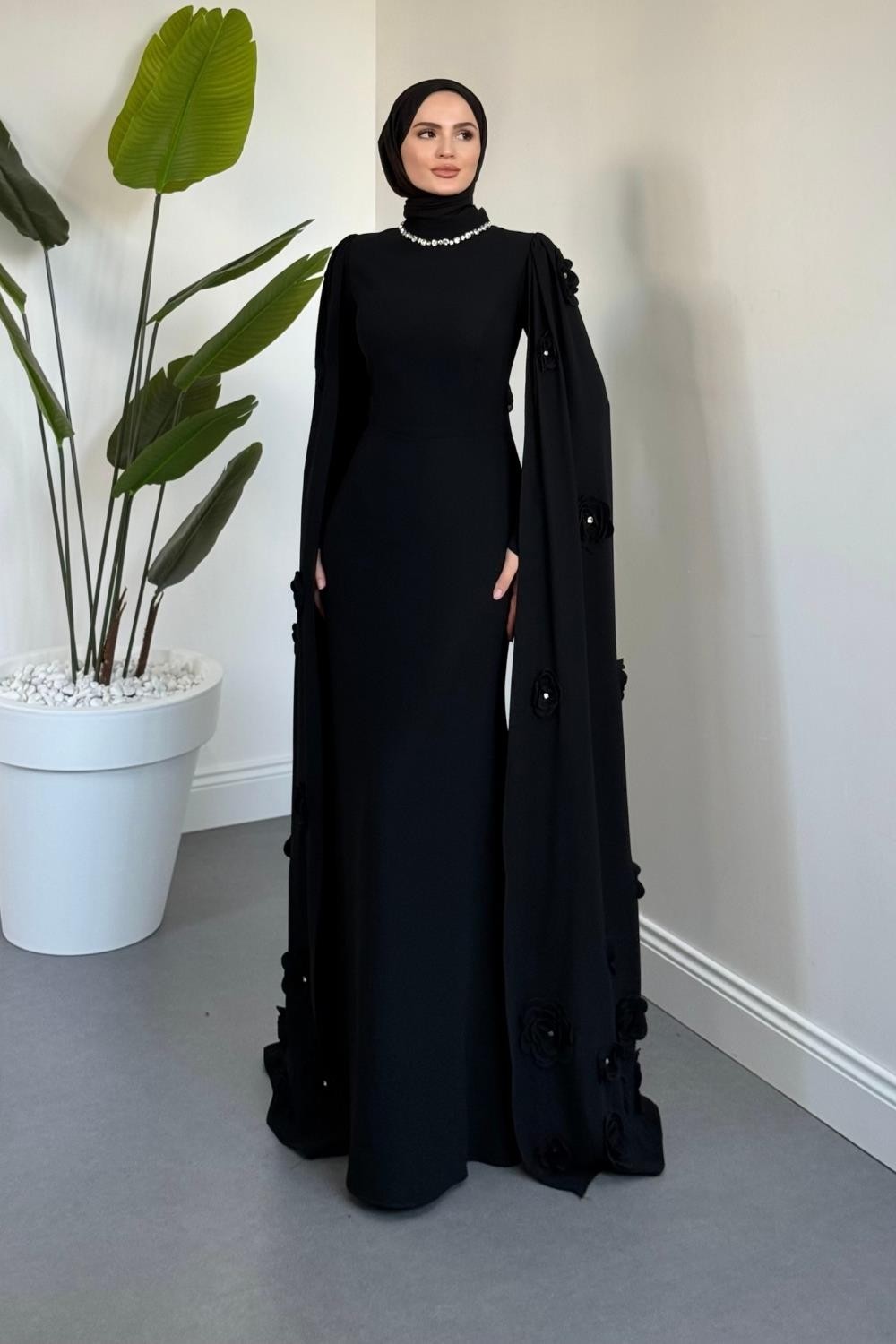 Aliya Pelerini Güllü Balık Abiye Siyah