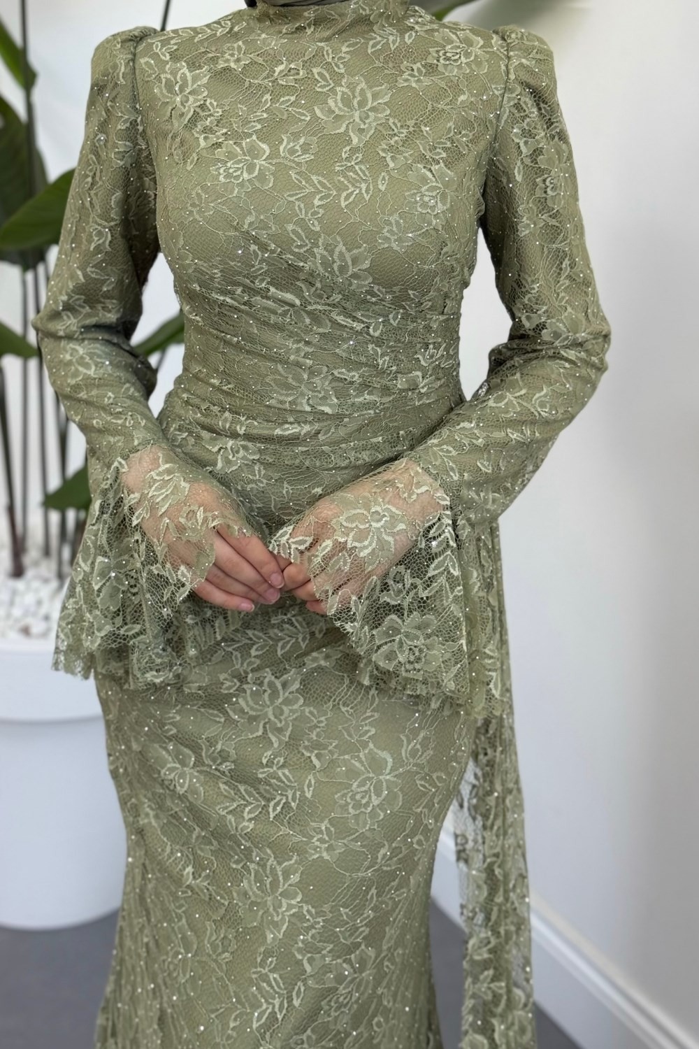 Brielle Taşlı Dantelli Abiye Haki