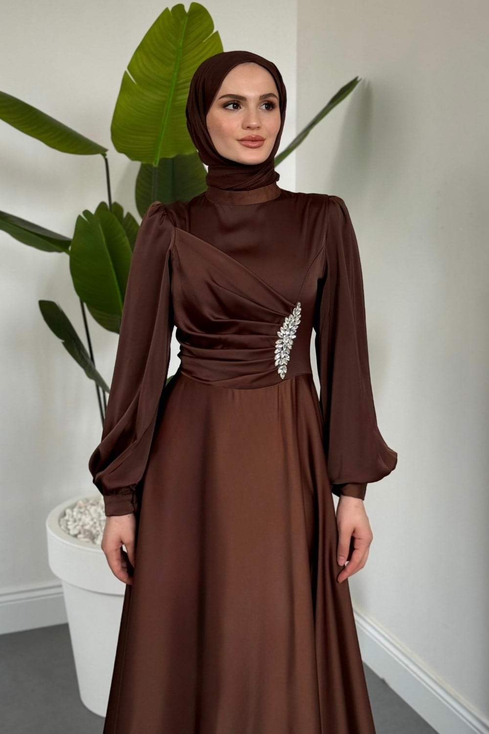 Florentine Taşlı Saten Abiye Kahvrengi