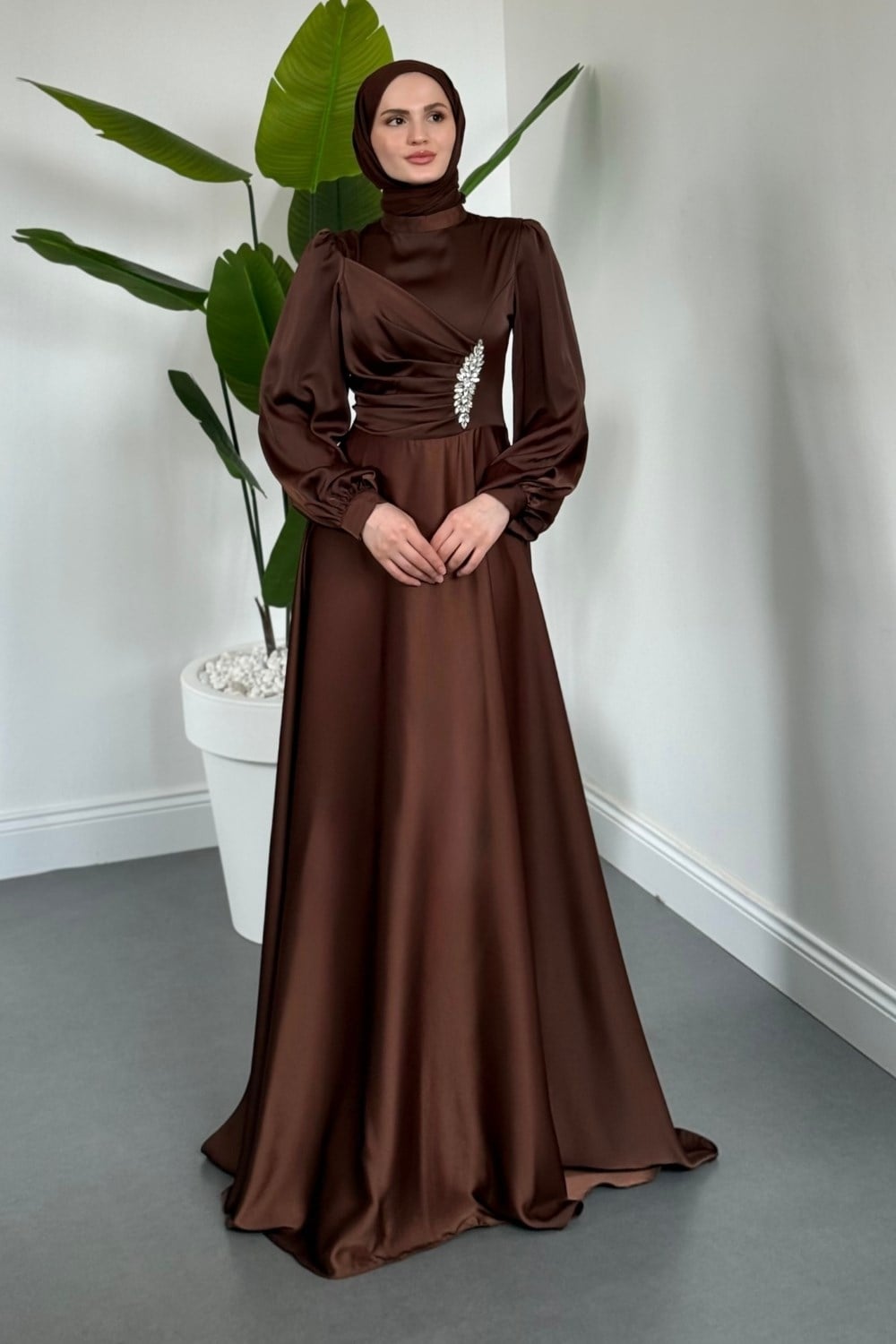 Florentine Taşlı Saten Abiye Kahvrengi