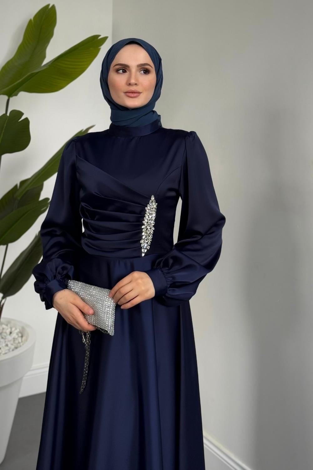 Florentine Taşlı Saten Abiye Lacivert