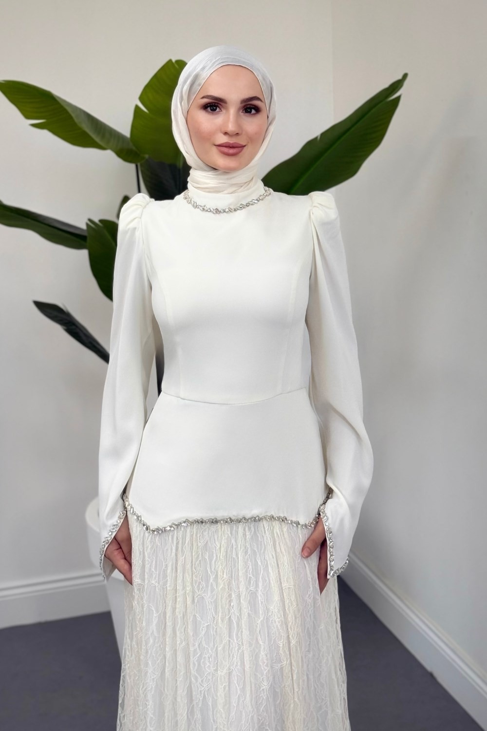 İvena Dantelli Taşlı Abiye Beyaz 