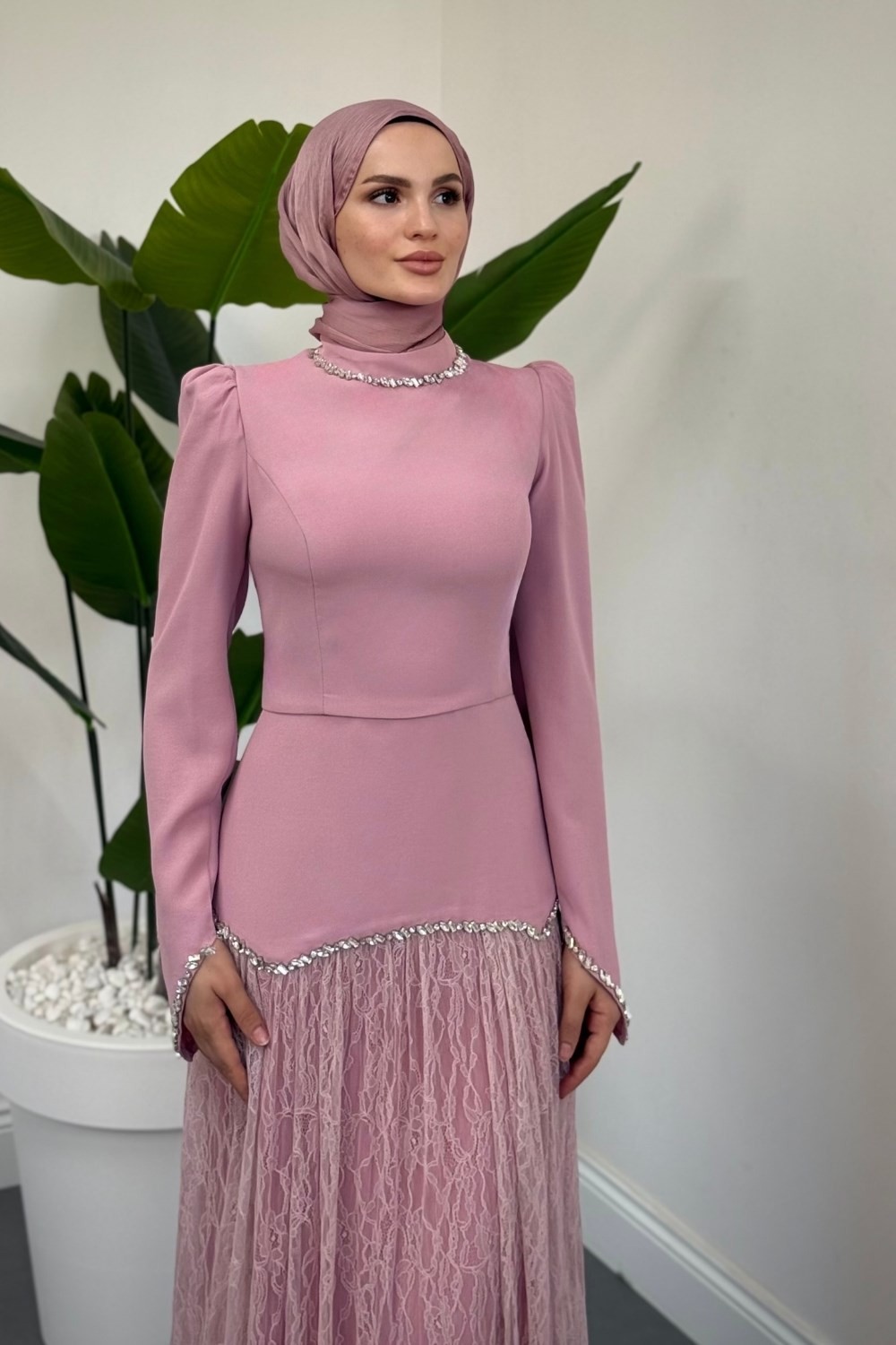 İvena Dantelli Taşlı Abiye Gül Kurusu 