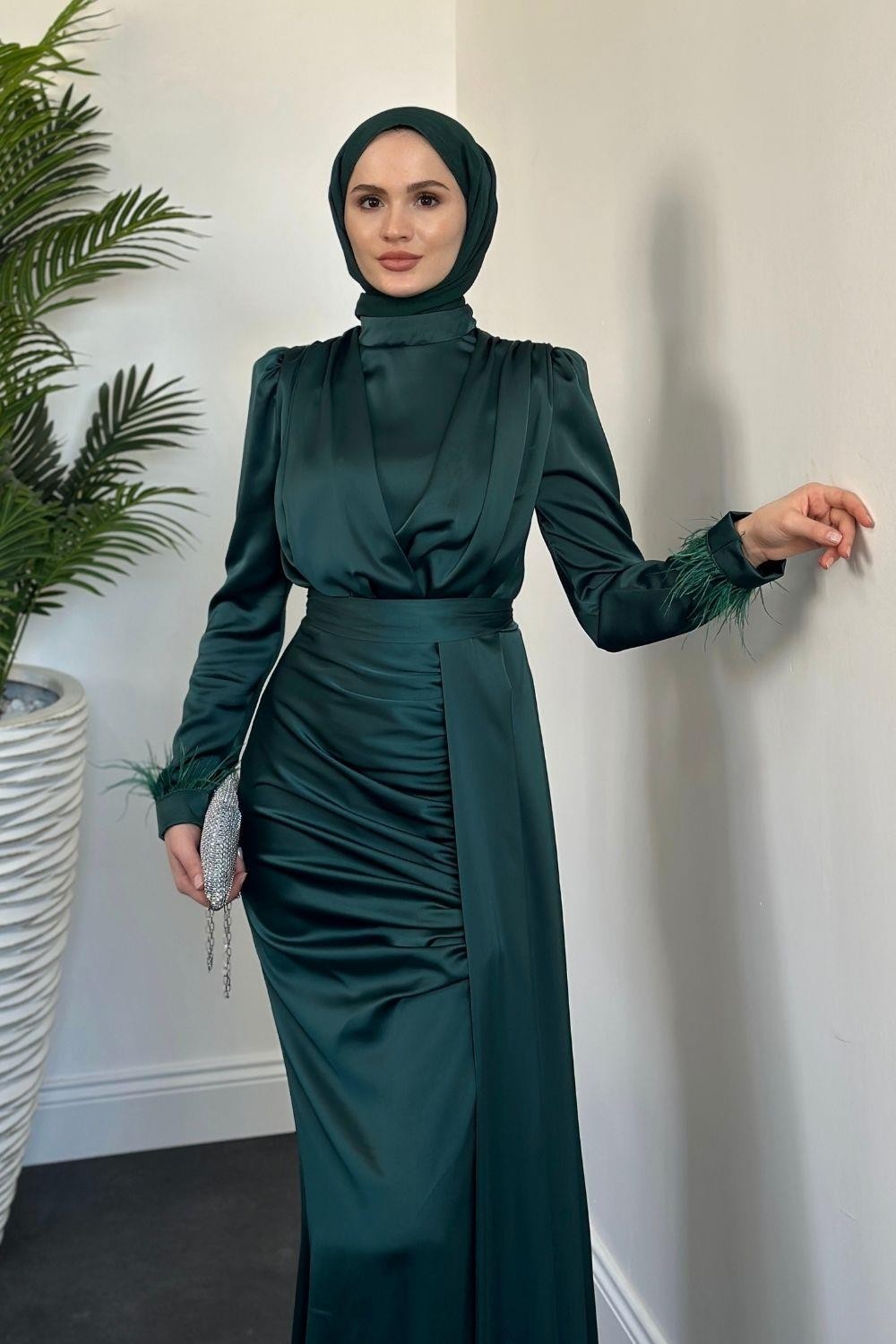 Mirabel Büzgülü Saten Zümrüt