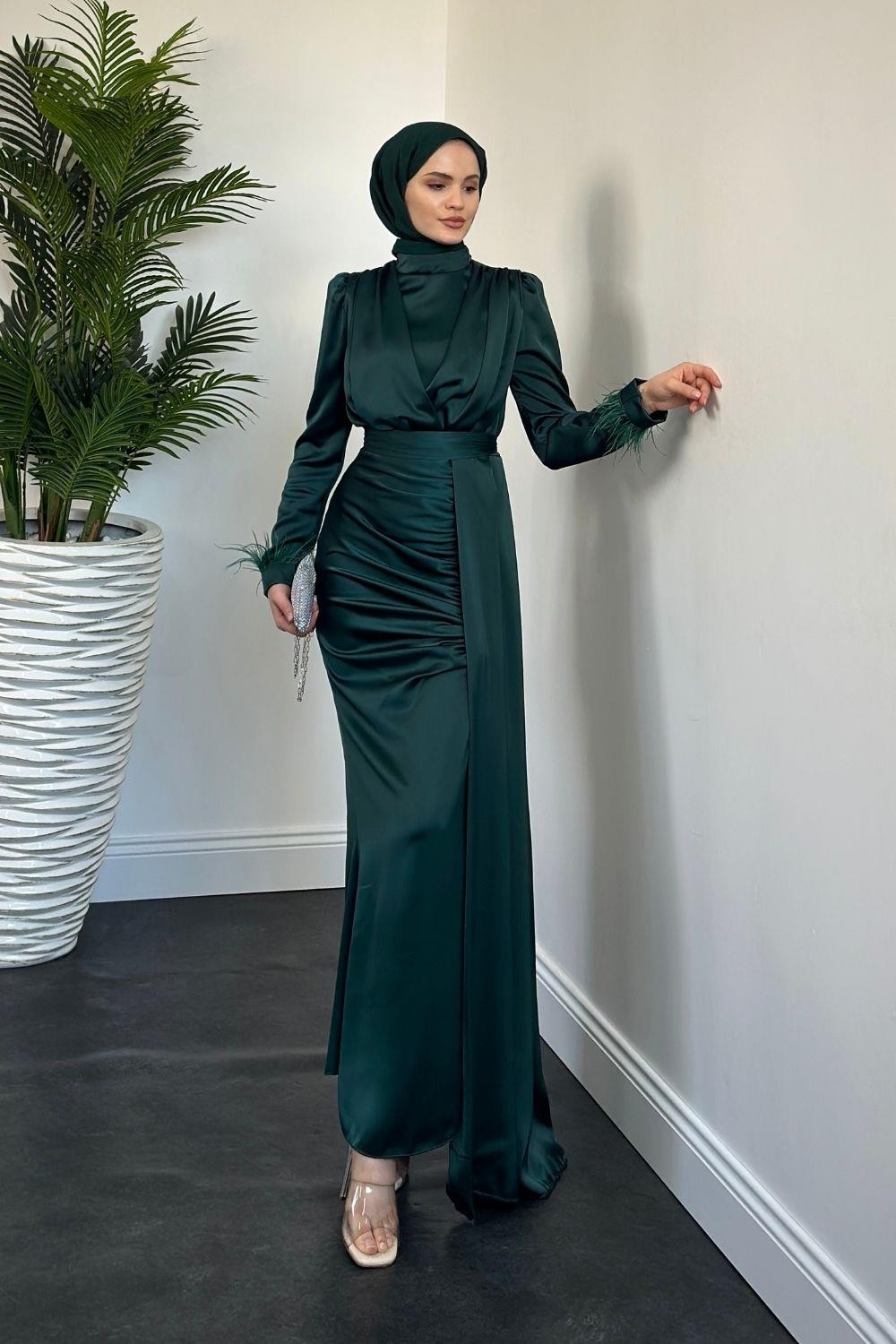 Mirabel Büzgülü Saten Zümrüt