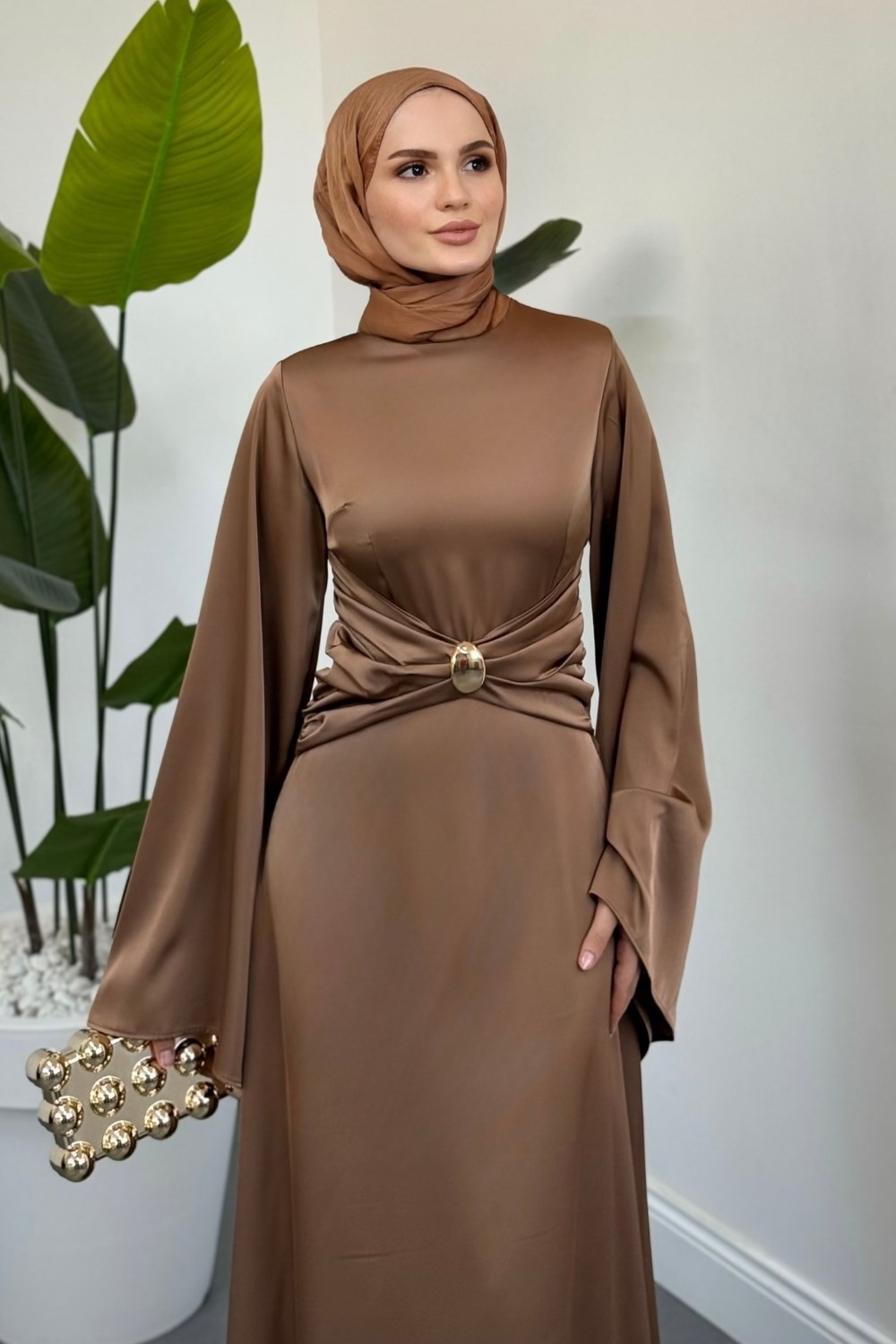 Parma Tokalı Saten Abiye Camel