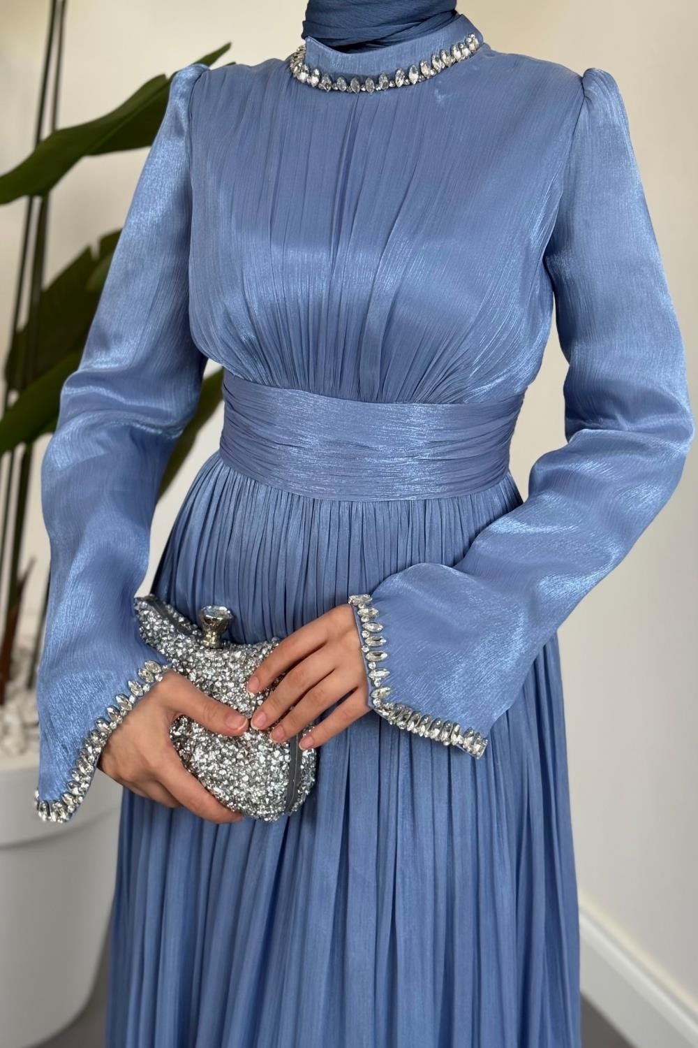 Saoris Boynu Kolu Taşlı Jan Jan Abiye İndigo