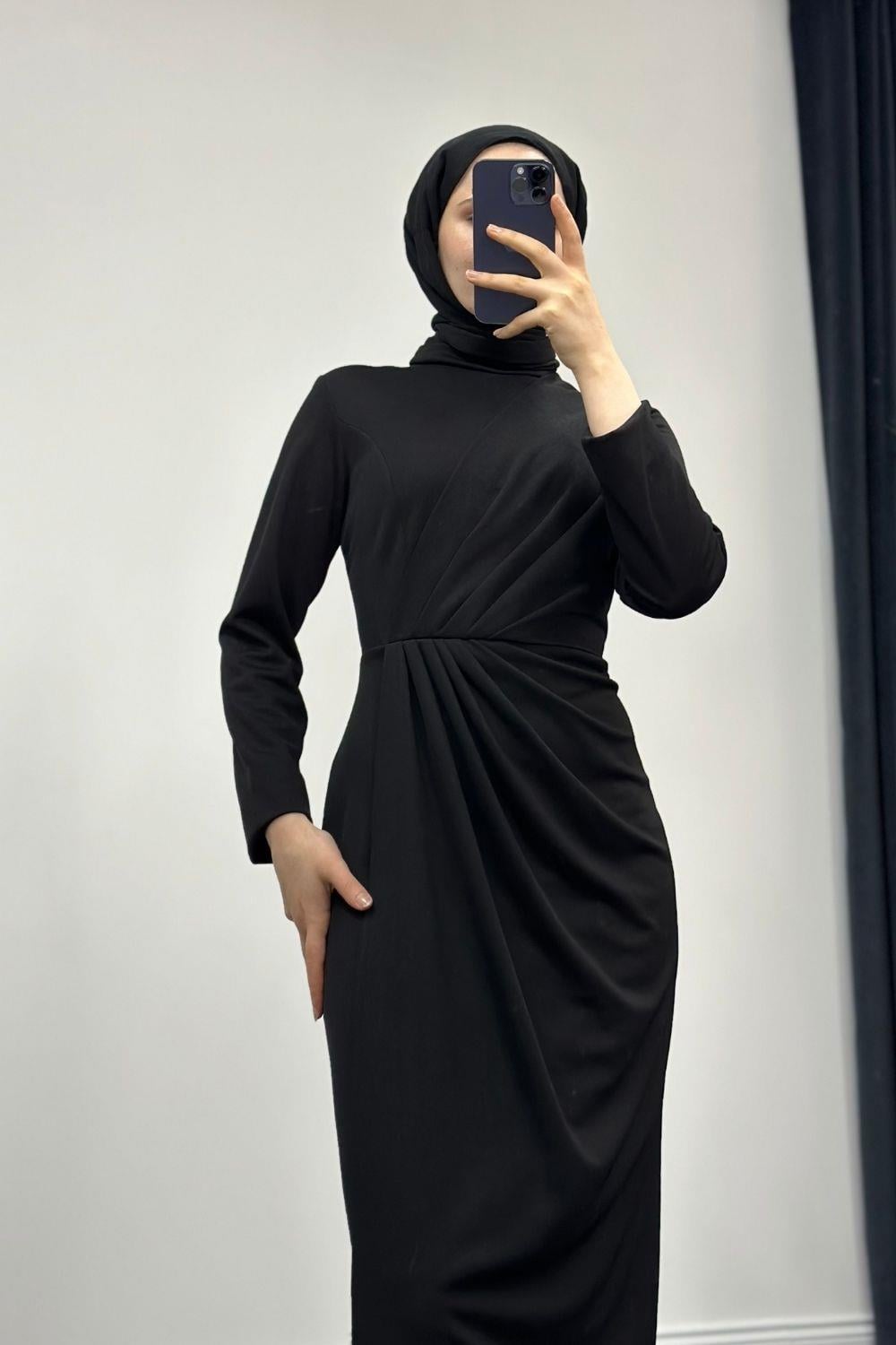 Sara Drapeli Elbise Siyah