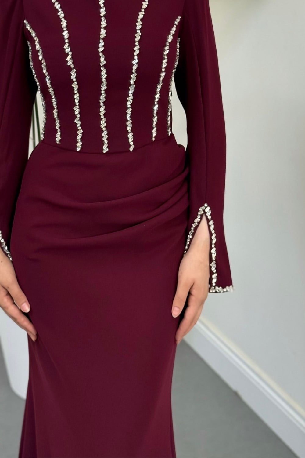 Shabira Taşlı Krep Balık Abiye Mürdüm