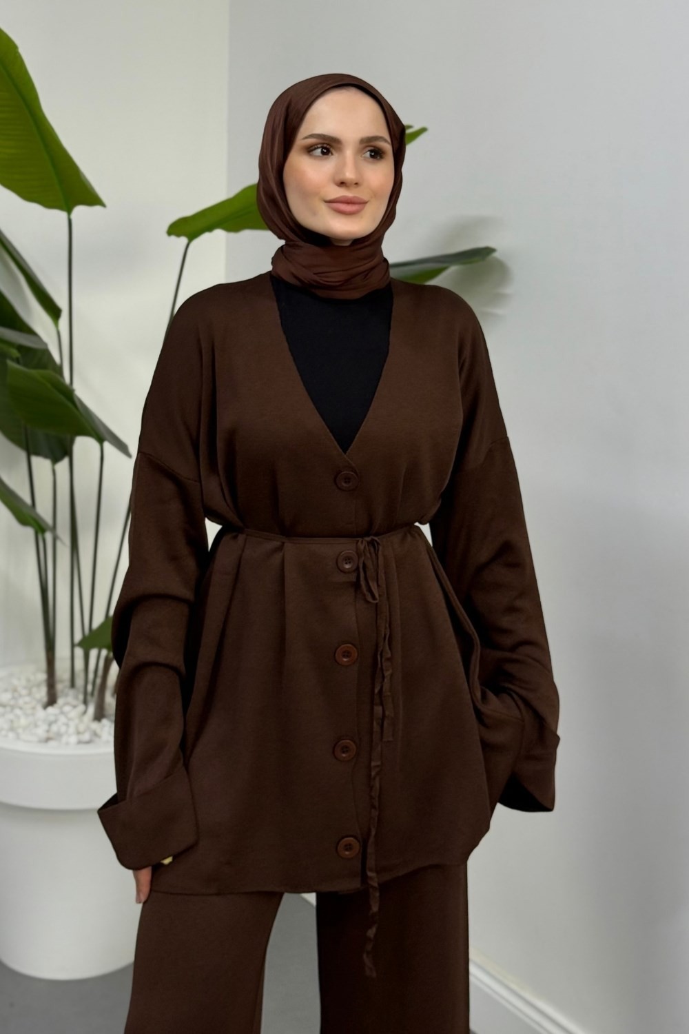 Tahlia Büyük Düğmeli Merserize Pantolon Takım Kahverengi