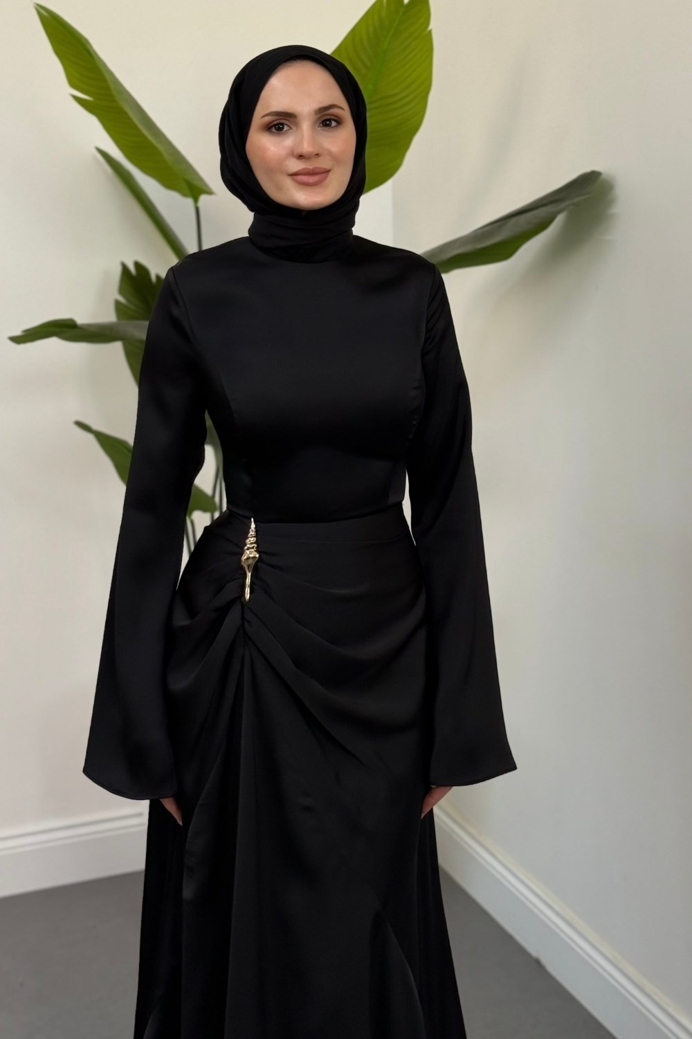 Vandora Tokalı Saten Abiye Siyah